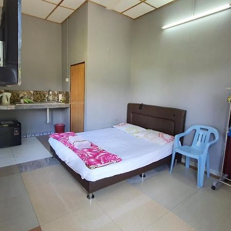 קואלה קנגסאר Chalet Kampong Semawar מראה חיצוני תמונה