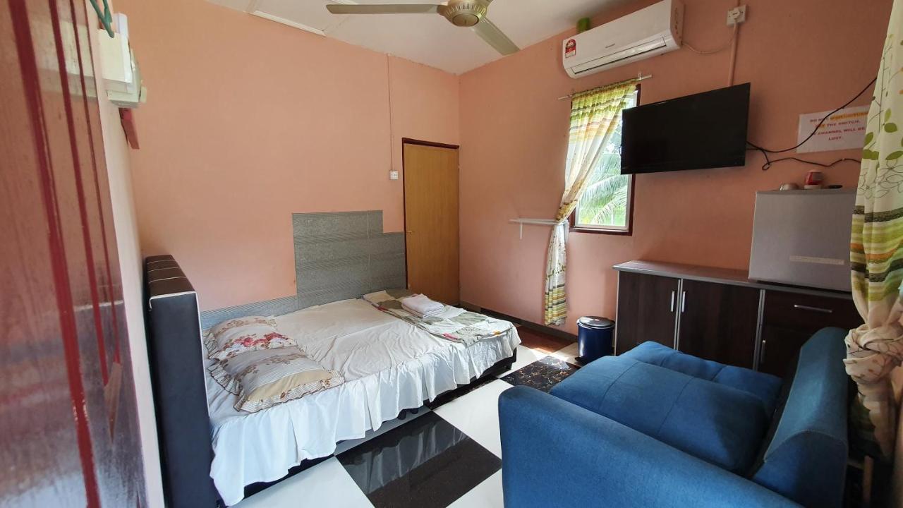 קואלה קנגסאר Chalet Kampong Semawar מראה חיצוני תמונה