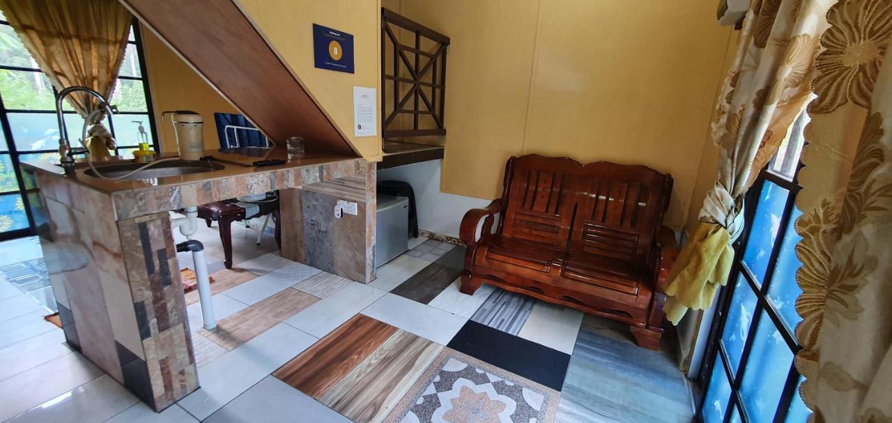 קואלה קנגסאר Chalet Kampong Semawar מראה חיצוני תמונה