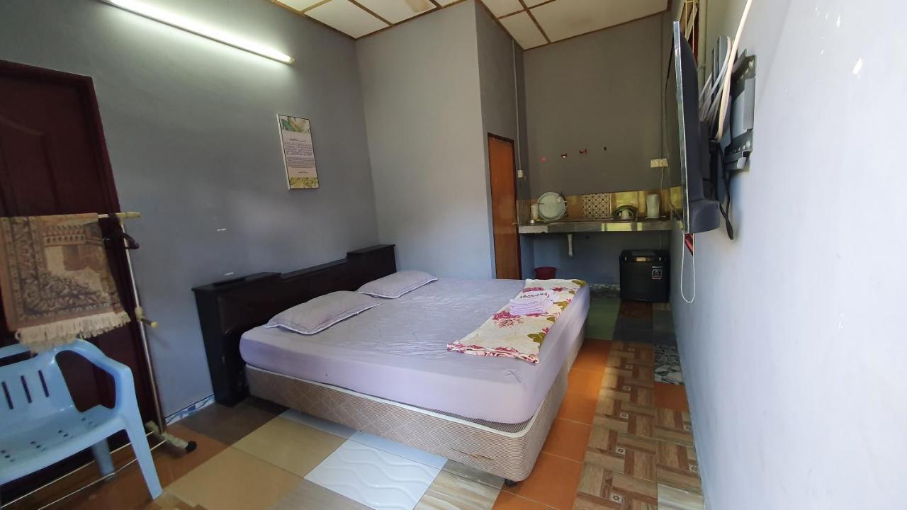 קואלה קנגסאר Chalet Kampong Semawar מראה חיצוני תמונה